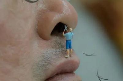 什么原因會造成鼻毛發白？ “鼻毛變白”是衰老的前兆嗎？