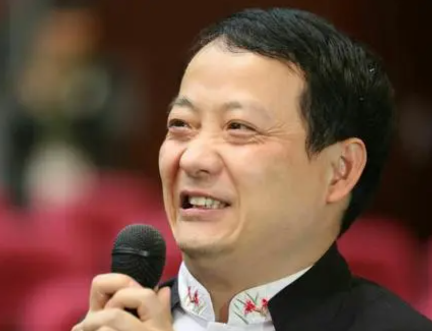 崔萬(wàn)志人生經(jīng)歷簡(jiǎn)介(崔萬(wàn)志從殘疾人到千萬(wàn)富翁創(chuàng)業(yè)經(jīng)歷)
