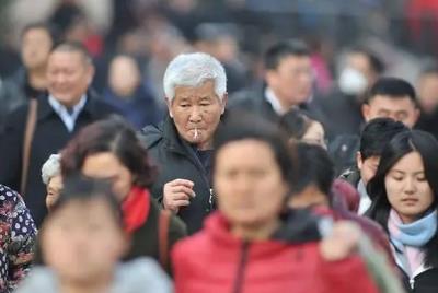 未來(lái)10年我國(guó)將迎來(lái)最大“退休潮”，退休潮的原因是什么？
